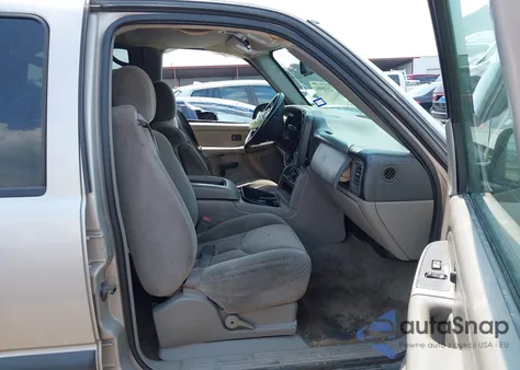 2004 Chevrolet Tahoe Ls z USA, uszkodzony, nr VIN 1GNEC13T44R180732